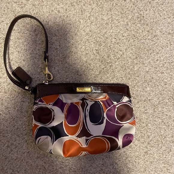 Coach Handbags - Coach Ashley Signature Wristlet
